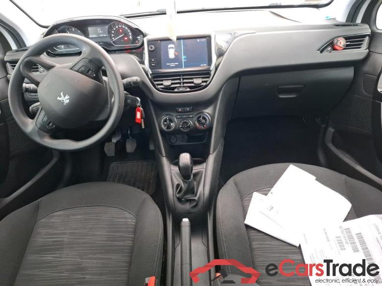 Peugeot BlueHDi 100 S&S PREMIUM 208 Affaire Premium 1.5 HDi 100CV BVM5 E6dT #5