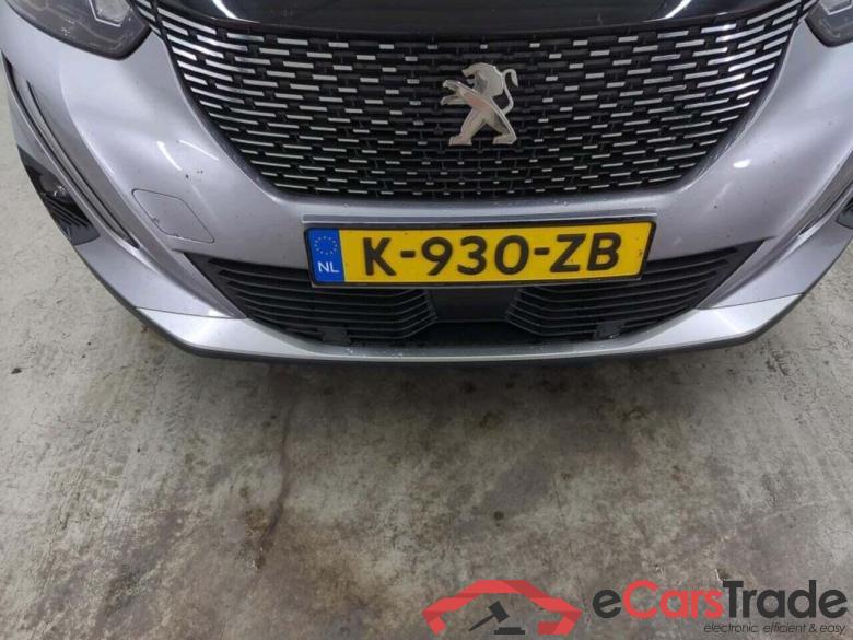 PEUGEOT 2008 1.2 PureTech Allure #4