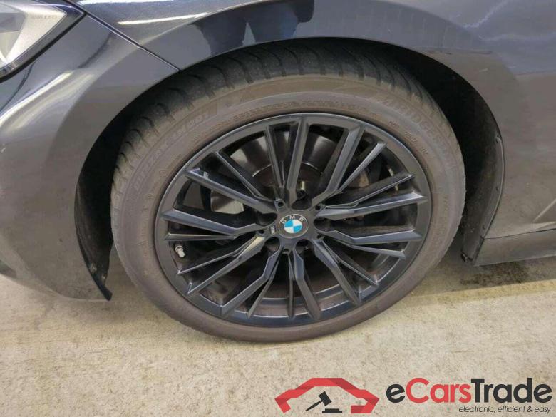 BMW 3-serie 320i Executive Ed. #5
