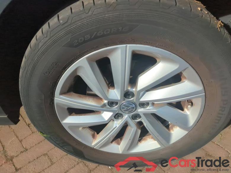 VOLKSWAGEN T-Cross 70 kW #6