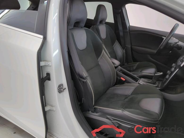 Volvo V40 Volvo V40 T3 Geartronic Polar+ Sport 5d #3