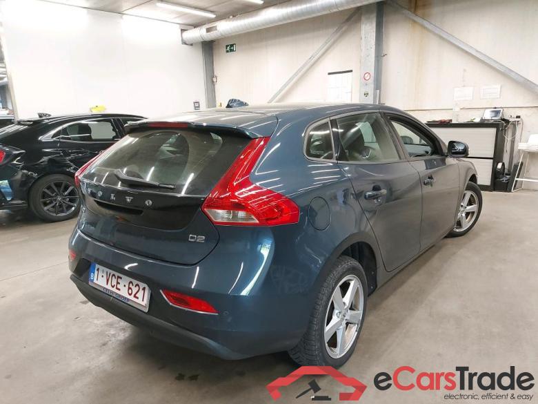 VOLVO - VOL V40 D2 120PK Kinetic Eco Pack Professional #2