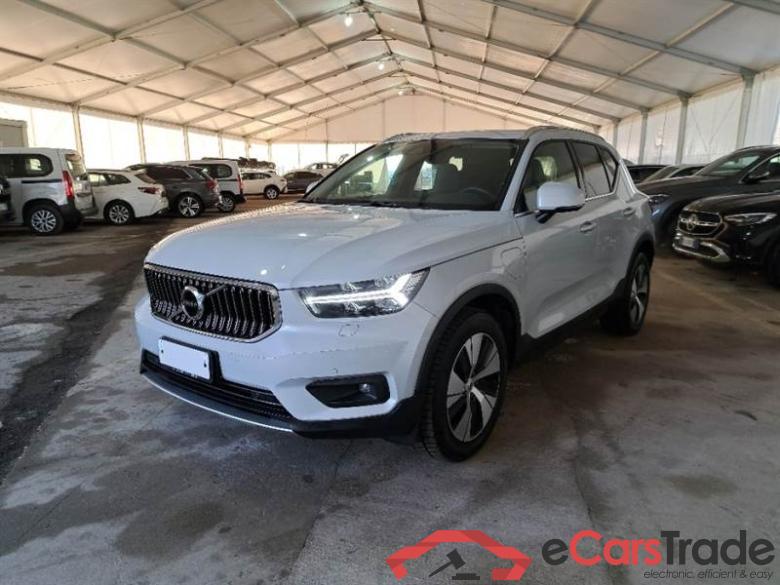 Volvo T4 PLUGIN VOLVO XC40 / 2017 / 5P / SUV T4 PLUG-IN HYBRID AUTO RECH INSCRIP EXPR #1
