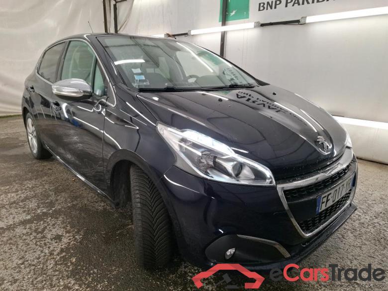 Peugeot  208 Allure Business 1.2 PureTech 110CV BVM6 E6dT #4