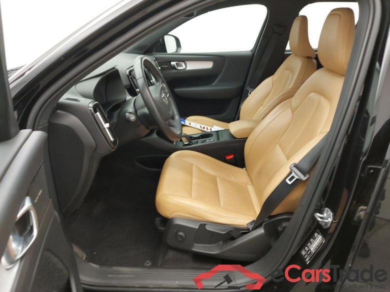 Volvo XC40 D3 Geartronic Momentum 5d #6