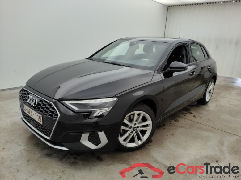 Audi A3 Sportback 2.0 30 TDi 85kW Advanced 5d #3