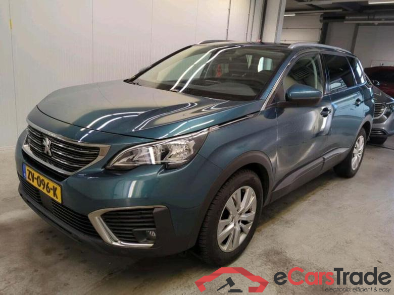 PEUGEOT 5008 1.2 PT BL. Executive