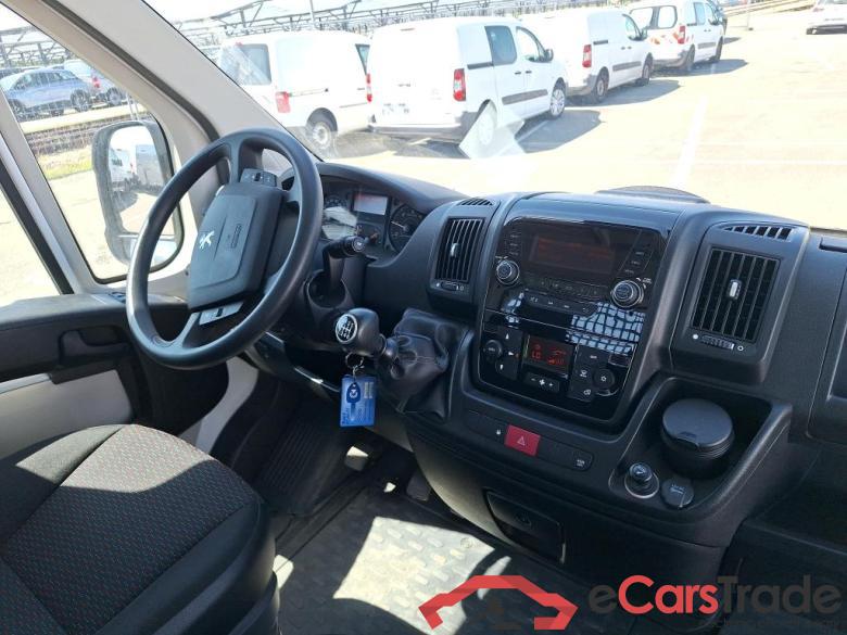 Peugeot 2.0 BLUEHDI 130 S&S PRO SR 335 L3 PEUGEOT Boxer Plateau Ridelles SC / 2014 / 2P / Plateau 2.0 BLUEHDI 130 S&S PRO SR 335 L3 #5