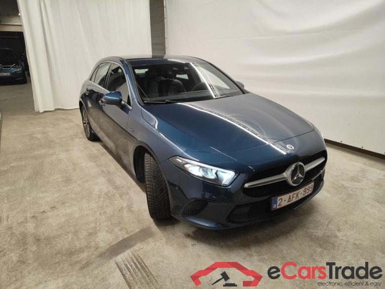 Mercedes-Benz A-Klasse A 250 e Business Solution 5d #2