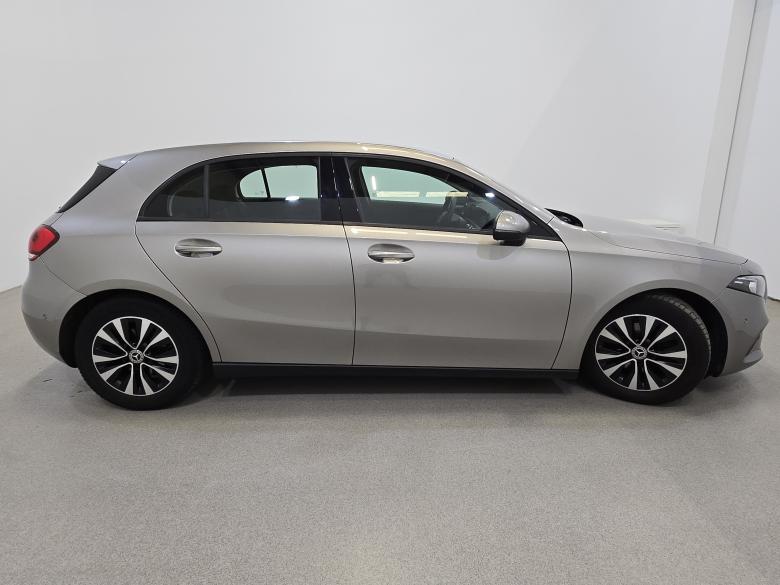 Mercedes A 180d LED-Xenon Widescreen Navi KeylessGo Camera Klima PDC ... #5
