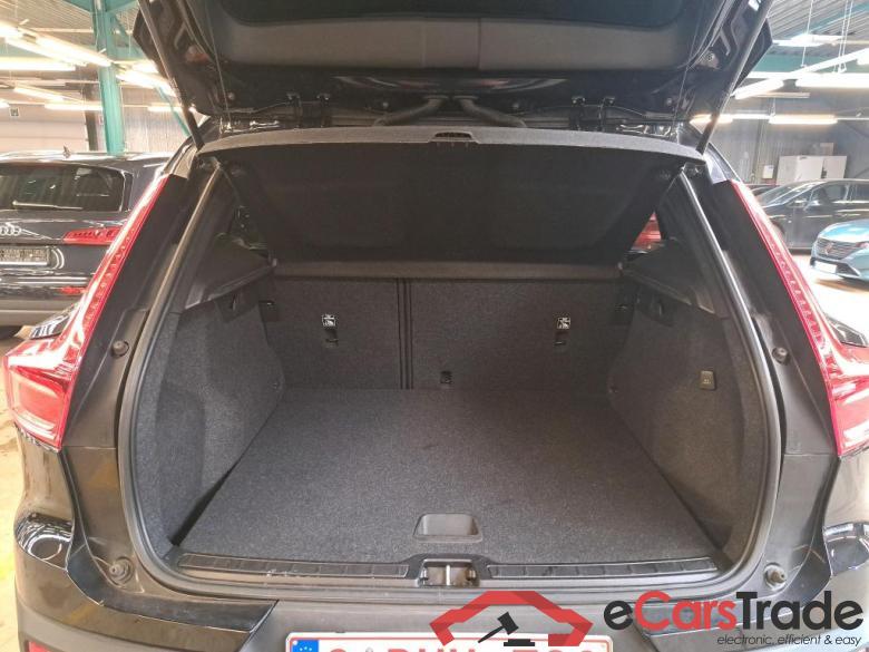 VOLVO XC40 1.5 T2 MOMENTUM CORE #4