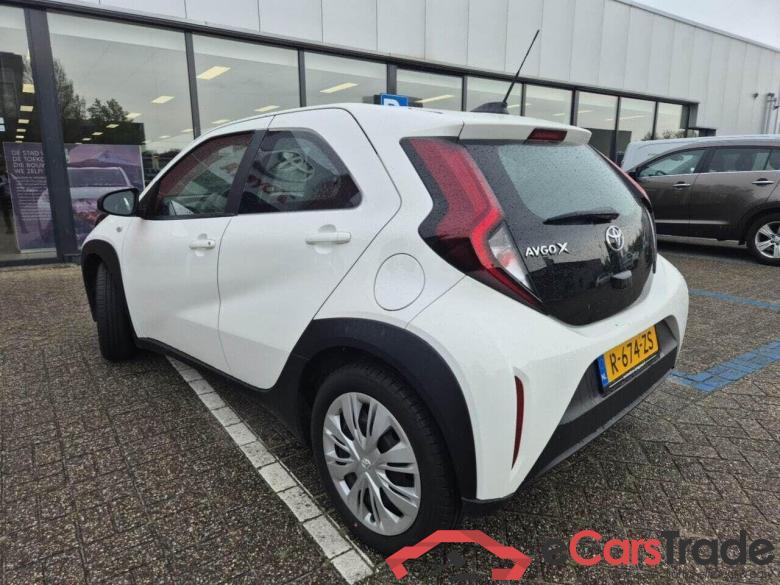 TOYOTA Aygo X 1.0 VVT-i MT Play #3