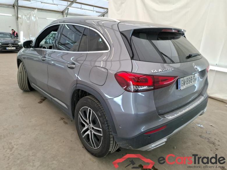 Mercedes GLA 250 e BUSINESS LINE DCT MERCEDES-BENZ GLA / 2020 / 5P / SUV GLA 250 e BUSINESS LINE DCT #2