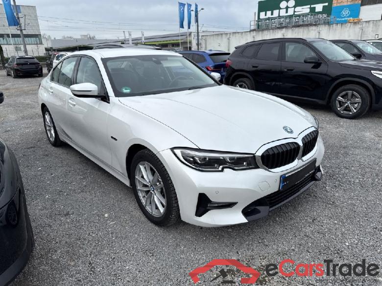 BMW 3-Serie ´18 Baureihe 3 Lim. 320 e Sport Line 2.0 150KW AT8 E6d #2