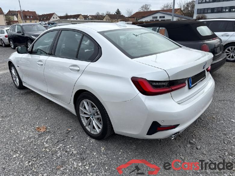 BMW 3-Serie ´18 Baureihe 3 Lim. 320 e Sport Line 2.0 150KW AT8 E6d #3
