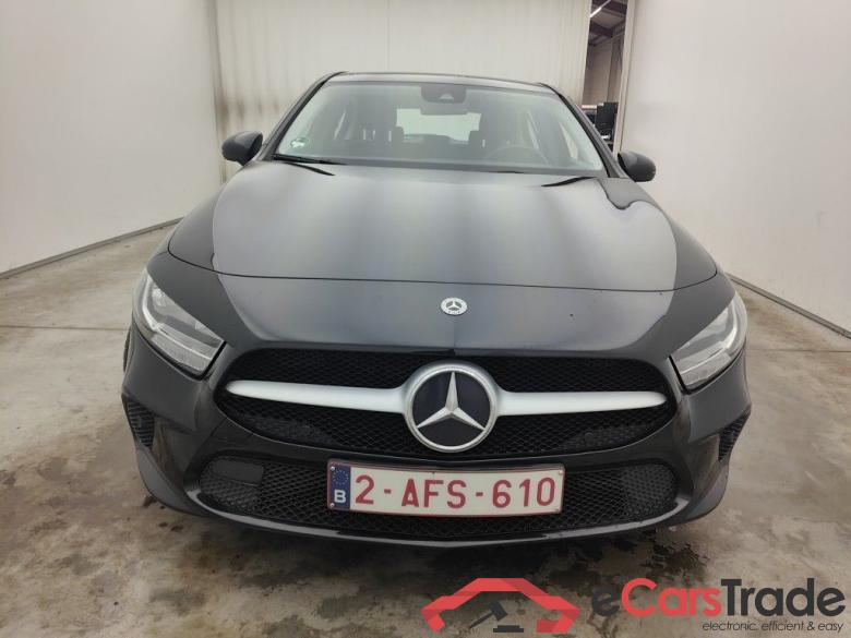 Mercedes-Benz A-Klasse A 180 d DCT Business Solution 5d #2