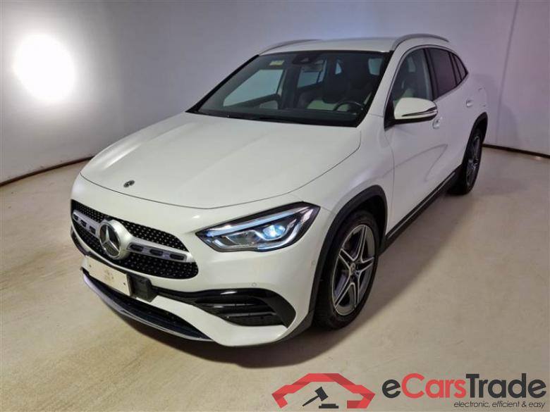 Mercedes 19 MERCEDES-BENZ GLA / 2020 / 5P / CROSSOVER GLA 200 AUTOMATIC PREMIUM #1