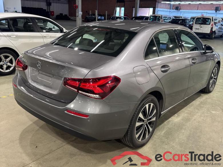 MERCEDES-BENZ A-CLASS LIMOUSINE 1.3 A 250 E BUSINESS SOLUTION DCT #2