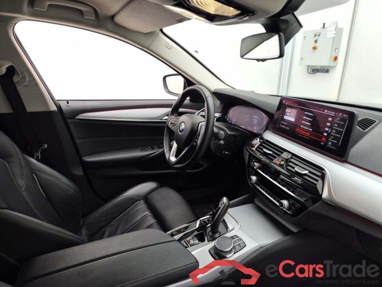 BMW 5-SERIE SEDAN 518DA #3