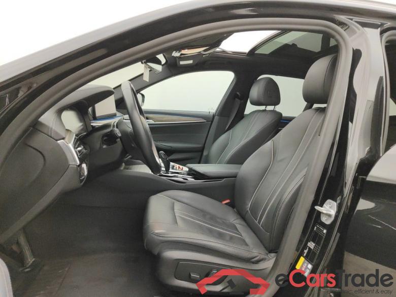 BMW 5 Reeks Touring 530e Auto 5d #6