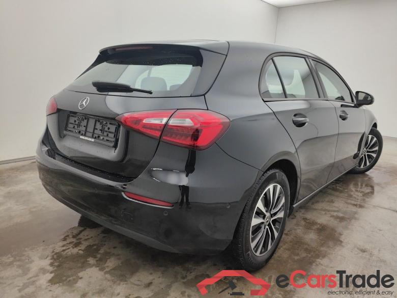 Mercedes-Benz A-Klasse A 180 d DCT Business Solution 5d #5