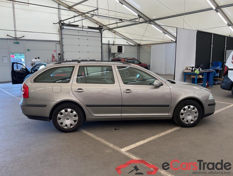 SKODA Octavia Combi O COMBI A5 AMBI 1,9 TDI 77KW 105CV #4