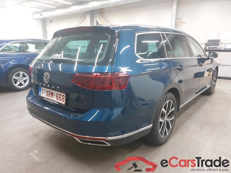 VOLKSWAGEN - VW  PASSAT VARIANT TSI GTE 218PK DSG6 Business Pack Nav Discover Pro & Matrix LED & Design & Comfort With Nappa Seats & Easy Open & Electric Foldable Towing Hook  * HYBRID * #2