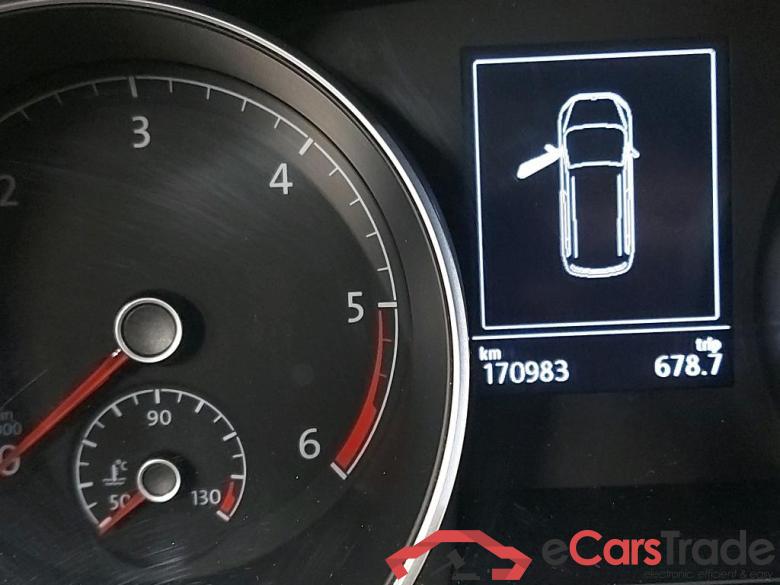 VOLKSWAGEN - VW  TOURAN TDi 115PK Trendline With Nav Discover Media & Business Plus & Rear PDC & Foldable Trailer Hook #5