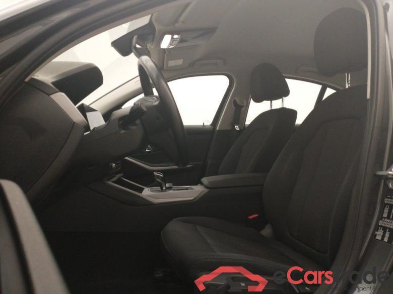 BMW 3 Reeks Berline 318dA (100 kW) 4d #6
