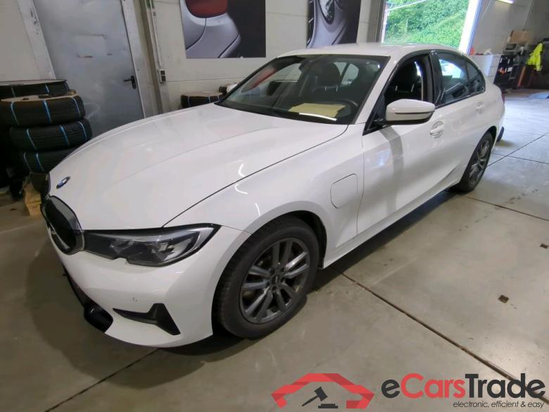 BMW 3-Serie ´18 Baureihe 3 Lim. 330 e Sport Line 2.0 185KW AT8 E6d #1