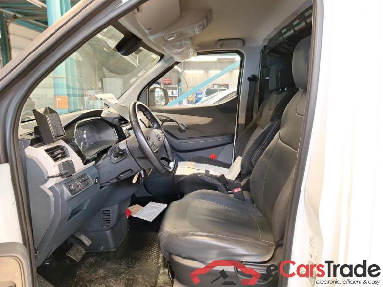 MAXUS EDELIVER 3 BEV 35KWH AUTO SWB #5