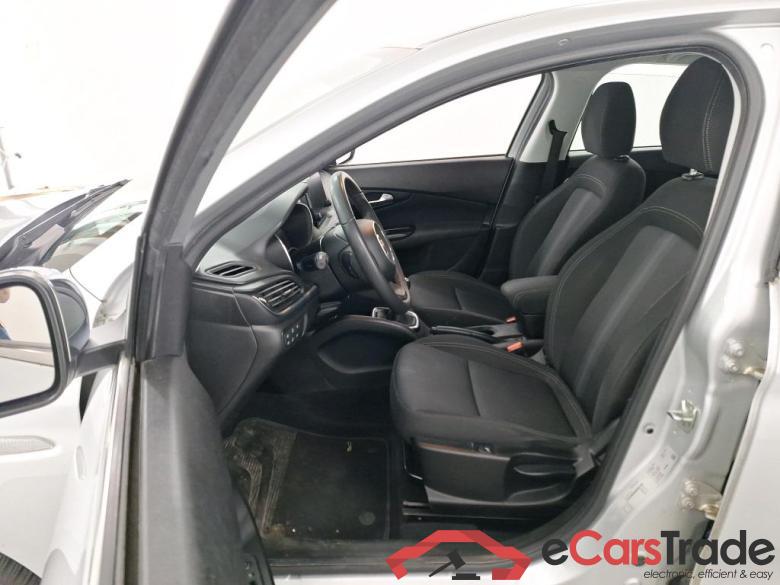 FIAT TIPO HATCHBACK 1.4i Mirror Business (EU6d-TEMP) STOCK #5