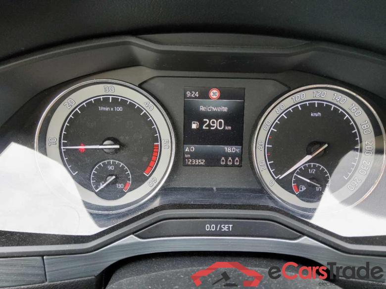 Skoda Superb Combi (3V5)(06.2015->) DE - Kb5 2.0 TDI EU6d-T, Ambition (EURO 6d-TEMP), (Facelift) 2019 - 2020 #6