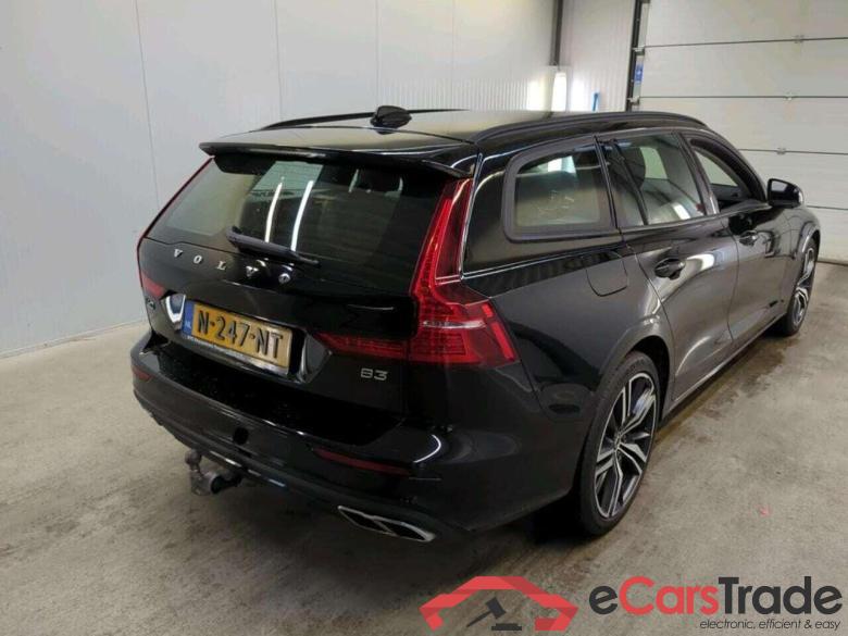 VOLVO V60 2.0 B3 Mom. Adv. #2