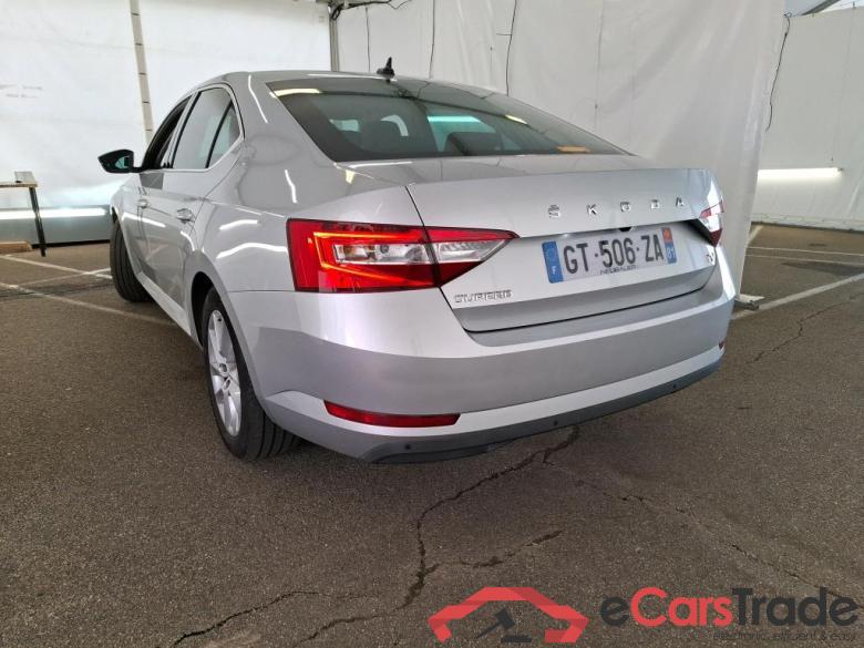 Skoda 1.4 TSI PHEV 218ch DSG6 Style Superb Berline Style iV 1.4 TSI Hybrid 215CV BVA6 E6d #2