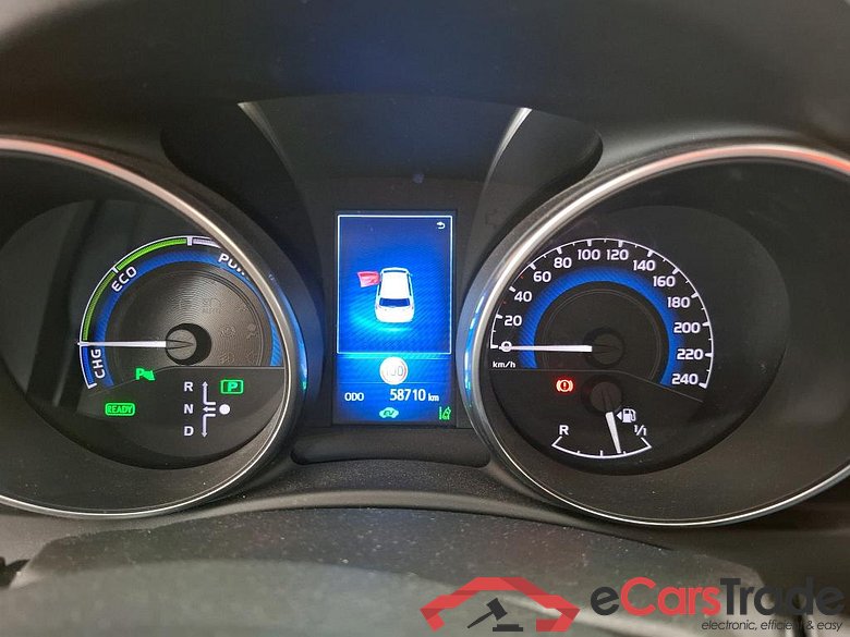 Toyota 1.8 HYBRID 136 CVT AUTO LOUNGE TOYOTA Auris 5p Berline 1.8 HYBRID 136 CVT AUTO LOUNGE #6