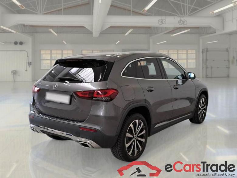 Mercedes 44 MERCEDES-BENZ GLA / 2020 / 5P / CROSSOVER GLA 250 AUTOMATIC EQ-POWER SPORT PLUS #2