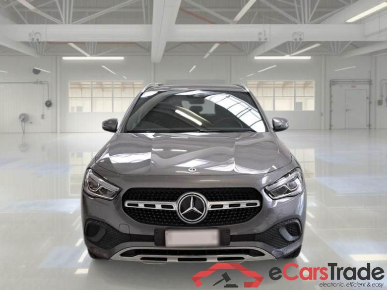 Mercedes 44 MERCEDES-BENZ GLA / 2020 / 5P / CROSSOVER GLA 250 AUTOMATIC EQ-POWER SPORT PLUS #6