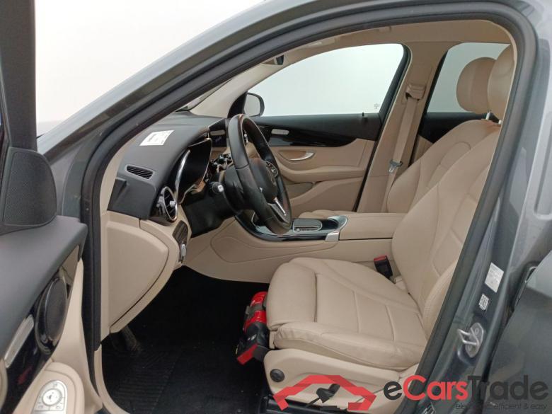 Mercedes-Benz GLC GLC 300 de Business Solution 4MATIC 5d #6