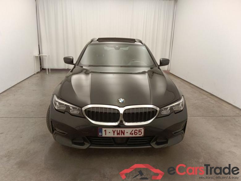 BMW 3 Reeks Touring 330e xDrive (215 kW) 5d #1