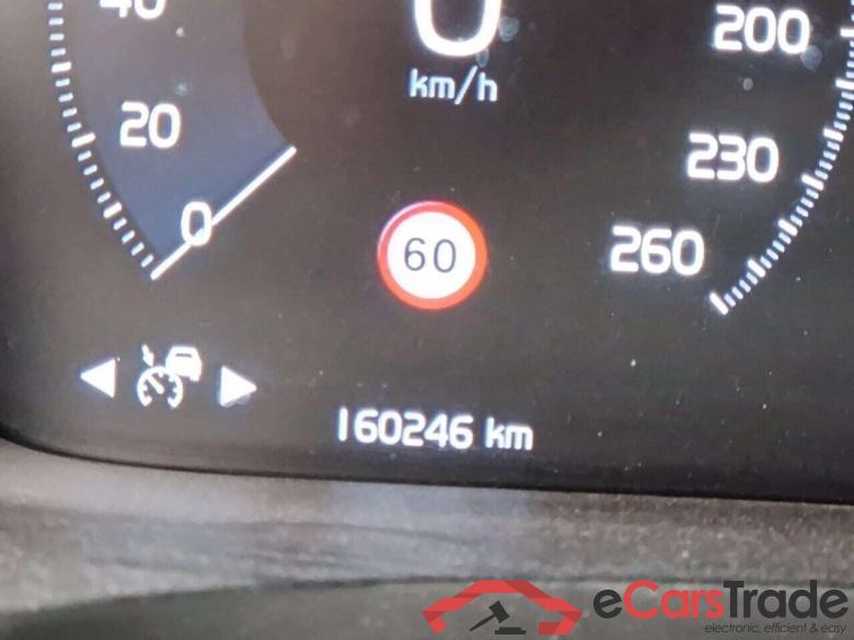 VOLVO V60 2.0 B3 Mom. Adv. Geartronic #4