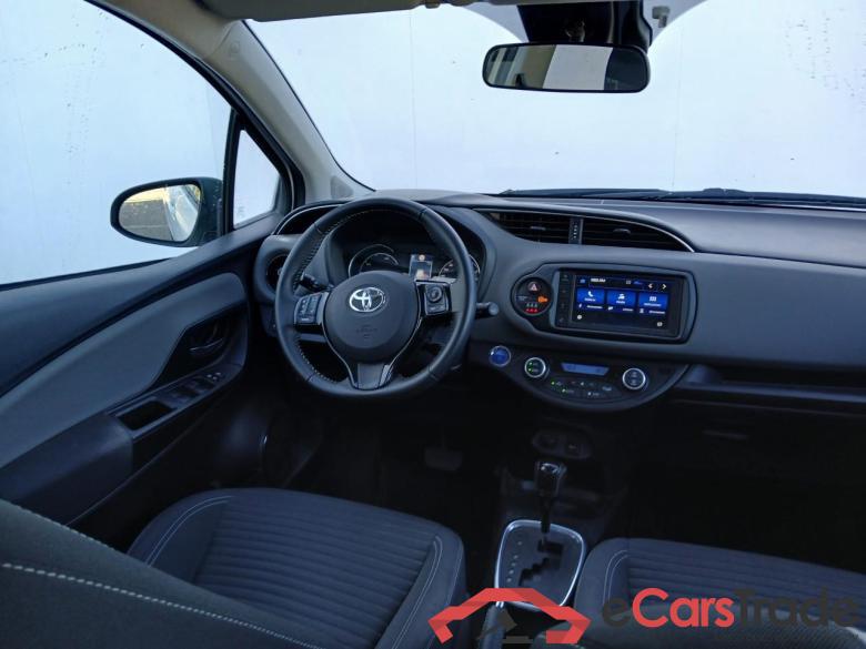 Toyota 1.5 100H Feel TOYOTA Yaris / 2017 / 5P / berlina con portón 1.5 100H Feel #3