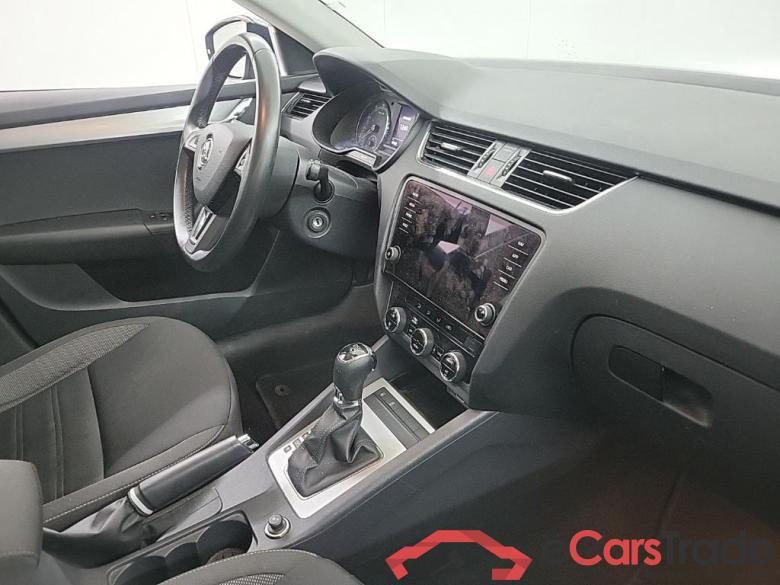 SKODA Octavia Combi 1.5 TSI Greentech Ambition Business DSG 5D 110kW #6