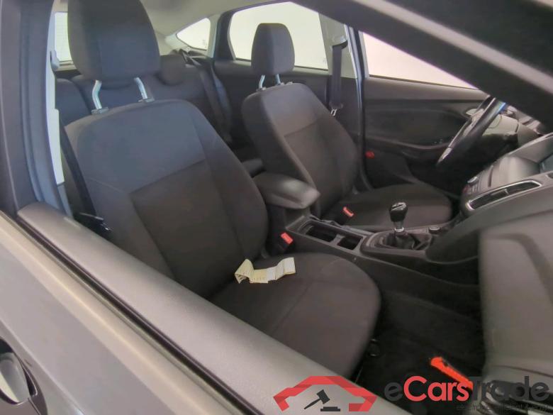 Ford Focus 5d 10-18 Ford Focus 1.0 EcoBoost Lease Edition 5d #3