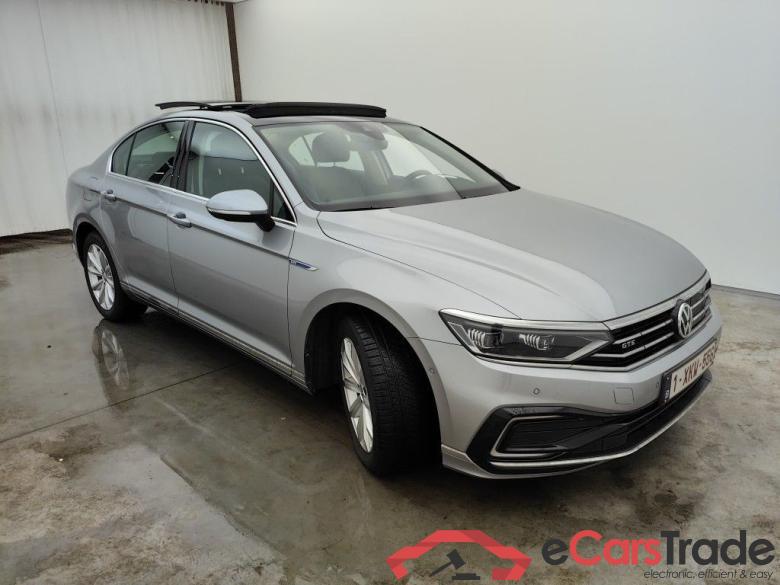 Volkswagen Passat 1.4 TSI DSG6 GTE Business 4d #2