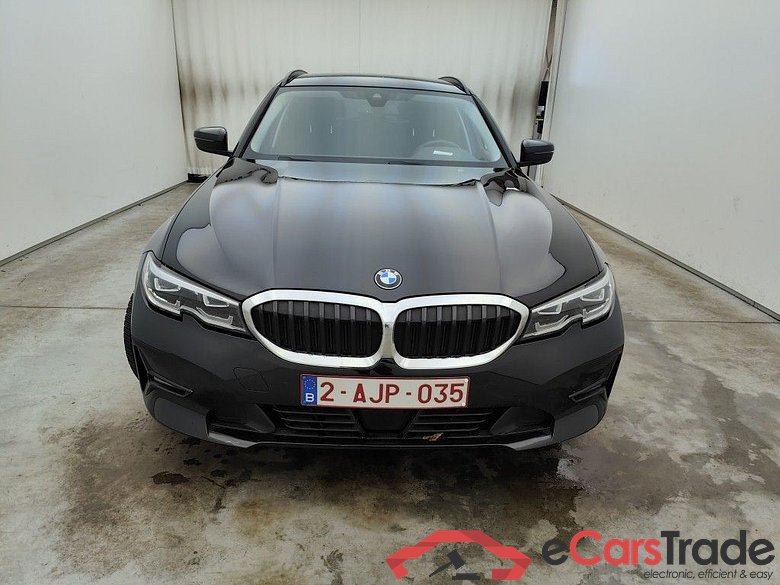 BMW 3 Reeks Touring 320dA (140 kW) 5d