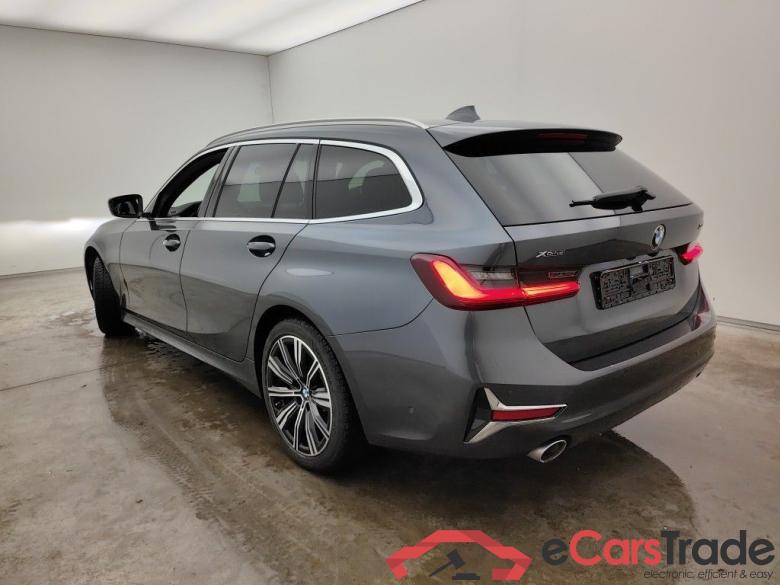 BMW 3 TOURING DIESEL - 2019 330 dXA 286 MHEV AdBlue 5d #3
