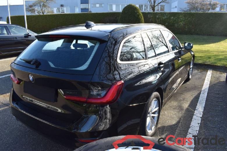 BMW 3-Serie Touring ´18 Baureihe 3 Touring 320 d Advantage 2.0 140KW AT8 E6dT #2