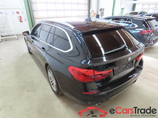 BMW 5-Serie Touring ´16 Baureihe 5 Touring 520 d 2.0 140KW AT8 E6dT #3