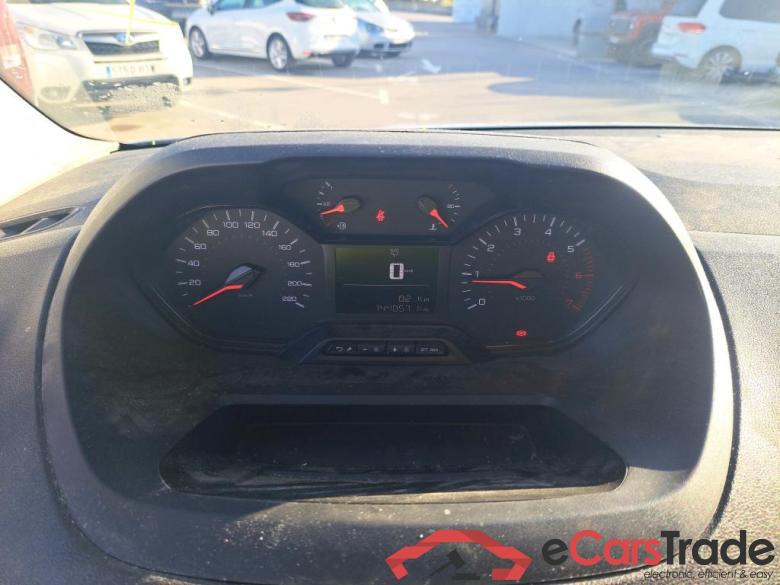 Peugeot Premium Standard 600kg BlueHDi 73kW PEUGEOT Partner / 2018 / 4P / furgón derivado de turismo Premium Standard 600kg BlueHDi 73kW #4